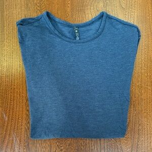 Lululemon Men’s Blue Long Sleeve T-Shirt Large